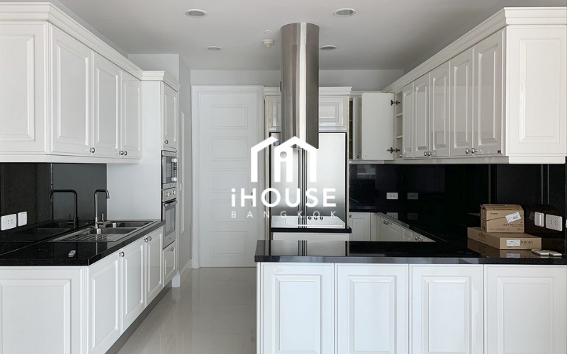 Royce Private Residences